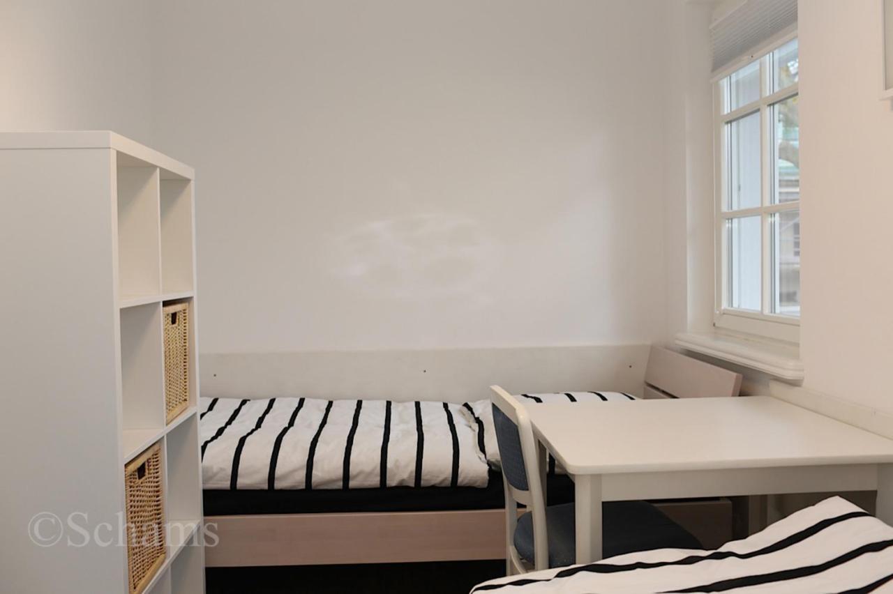 Ostseelagune Zingst, Exklusive Dhh, Strandnah, Sauna, Kamin, 3 Sz, 2 Baeder, Glasfaser, Haustierfrei, Garten Mit Suedterrasse, E-Ladesaeule, 2 Stellplaetze, Strandkorb, Fahrradschuppen, Waschmaschine, Trockner, Nichtraucher Buitenkant foto