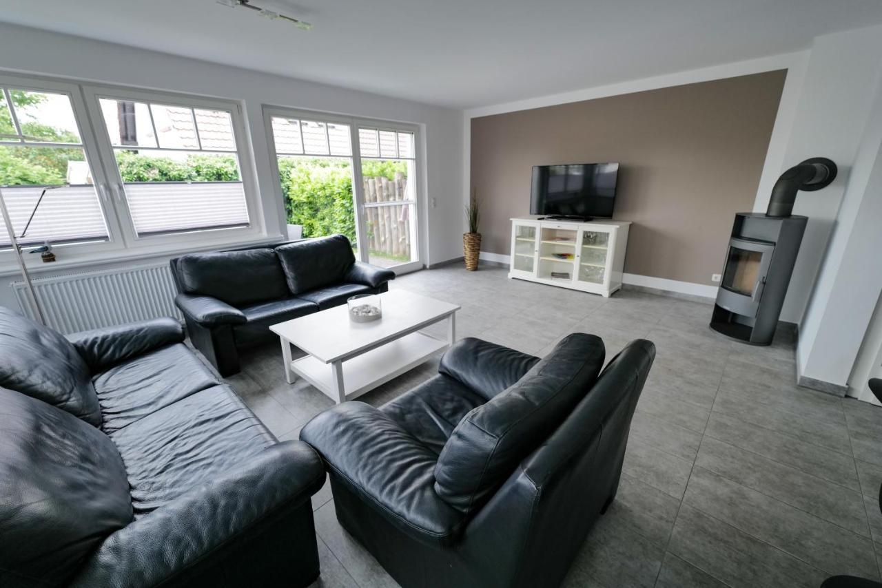 Ostseelagune Zingst, Exklusive Dhh, Strandnah, Sauna, Kamin, 3 Sz, 2 Baeder, Glasfaser, Haustierfrei, Garten Mit Suedterrasse, E-Ladesaeule, 2 Stellplaetze, Strandkorb, Fahrradschuppen, Waschmaschine, Trockner, Nichtraucher Buitenkant foto