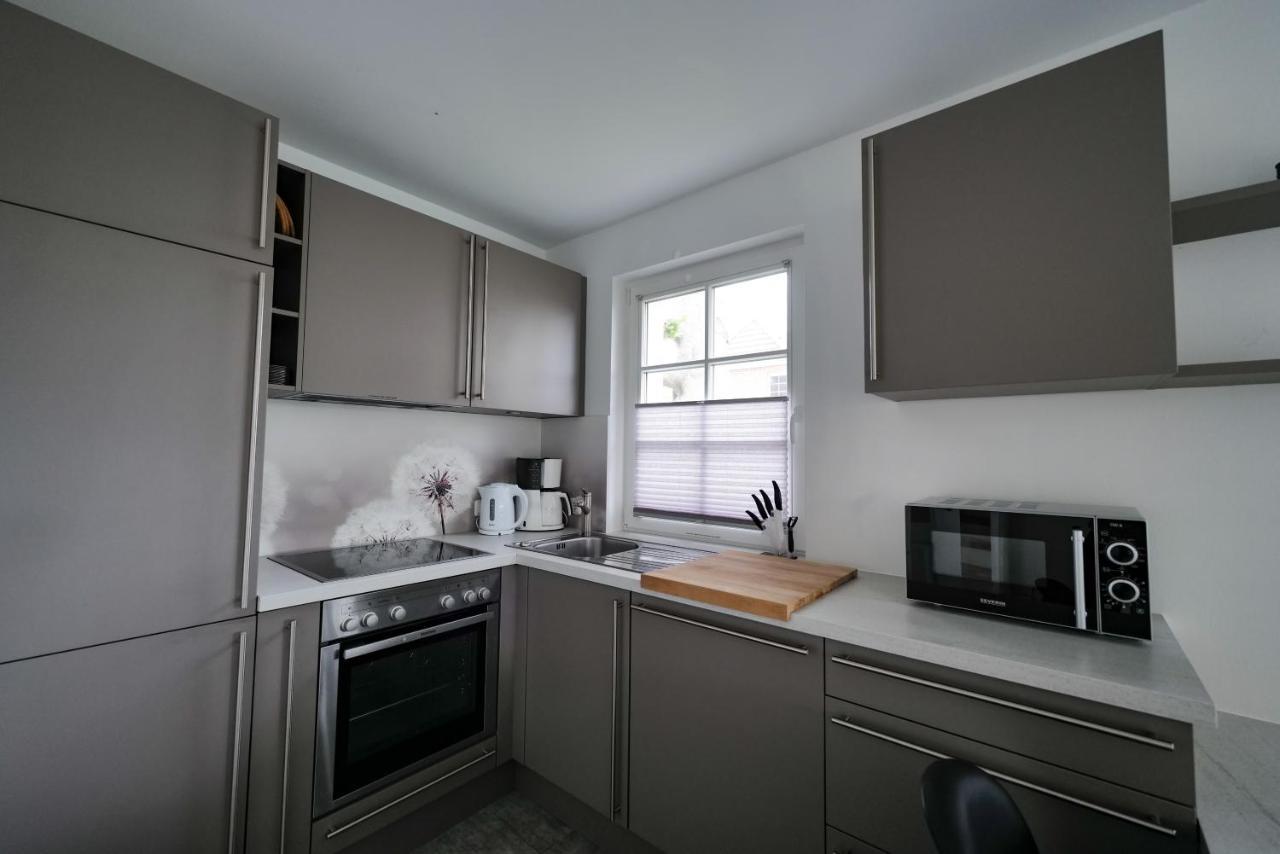 Ostseelagune Zingst, Exklusive Dhh, Strandnah, Sauna, Kamin, 3 Sz, 2 Baeder, Glasfaser, Haustierfrei, Garten Mit Suedterrasse, E-Ladesaeule, 2 Stellplaetze, Strandkorb, Fahrradschuppen, Waschmaschine, Trockner, Nichtraucher Buitenkant foto